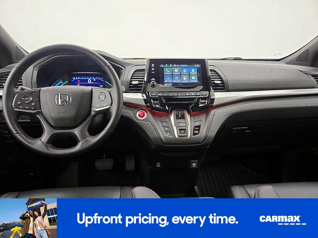 used 2023 Honda Odyssey car, priced at $35,998