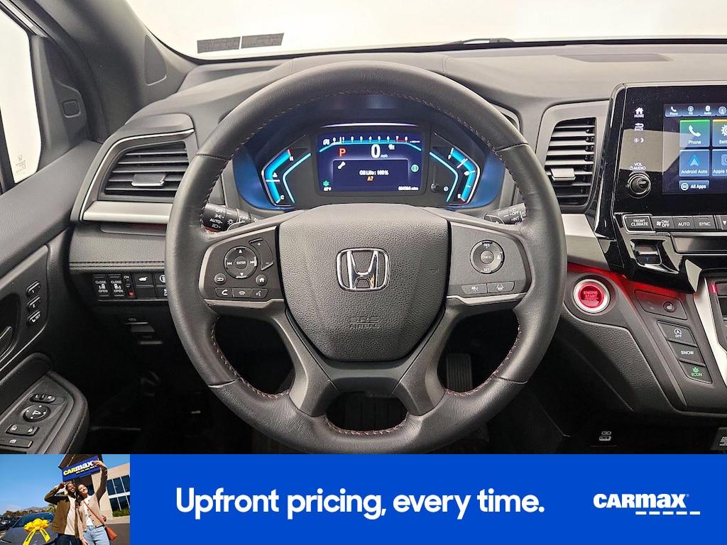used 2023 Honda Odyssey car, priced at $35,998