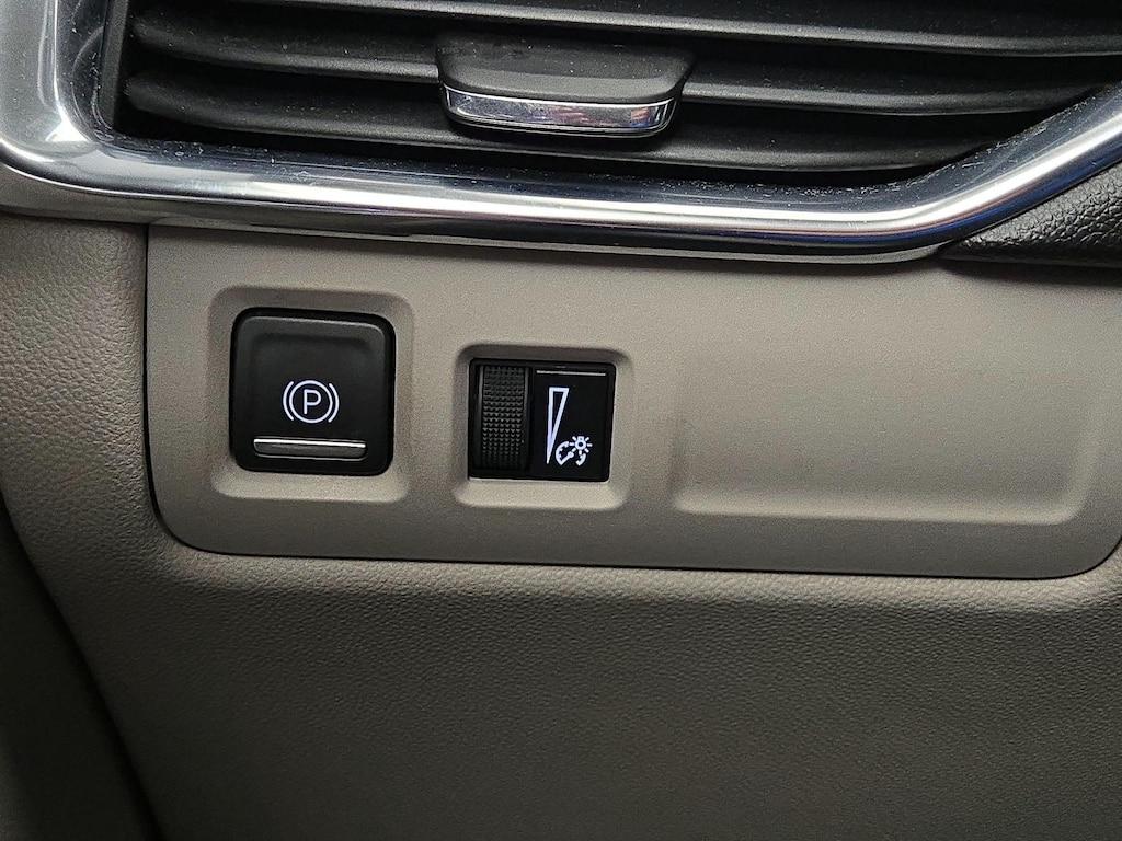 used 2022 Cadillac XT4 car, priced at $26,998