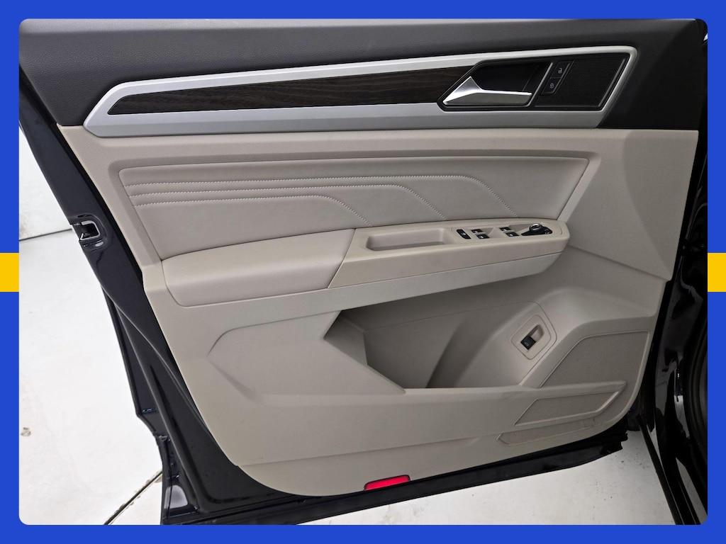 used 2022 Volkswagen Atlas car, priced at $24,998