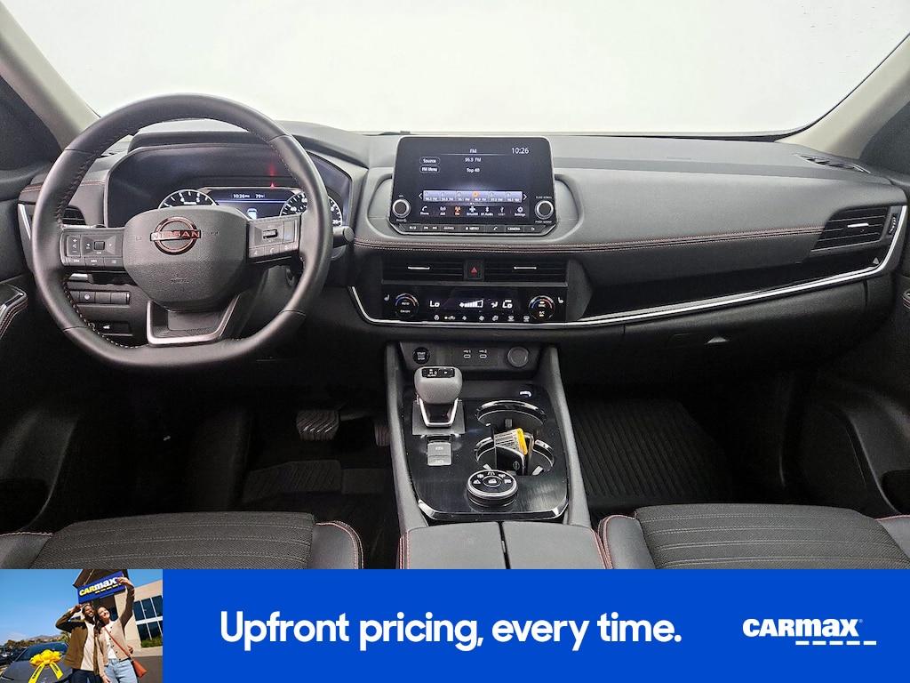 used 2025 Nissan Rogue car, priced at $29,998