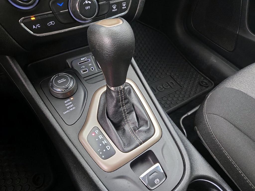 used 2014 Jeep Cherokee car, priced at $12,998