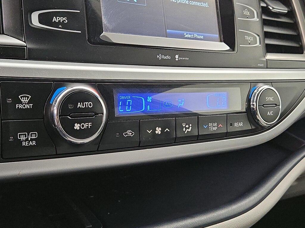 used 2015 Toyota Highlander car, priced at $19,998