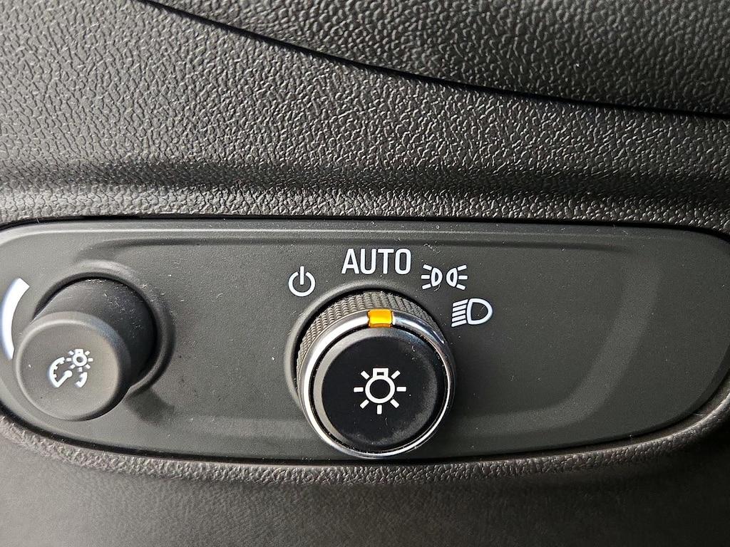 used 2022 Chevrolet Equinox car, priced at $19,998