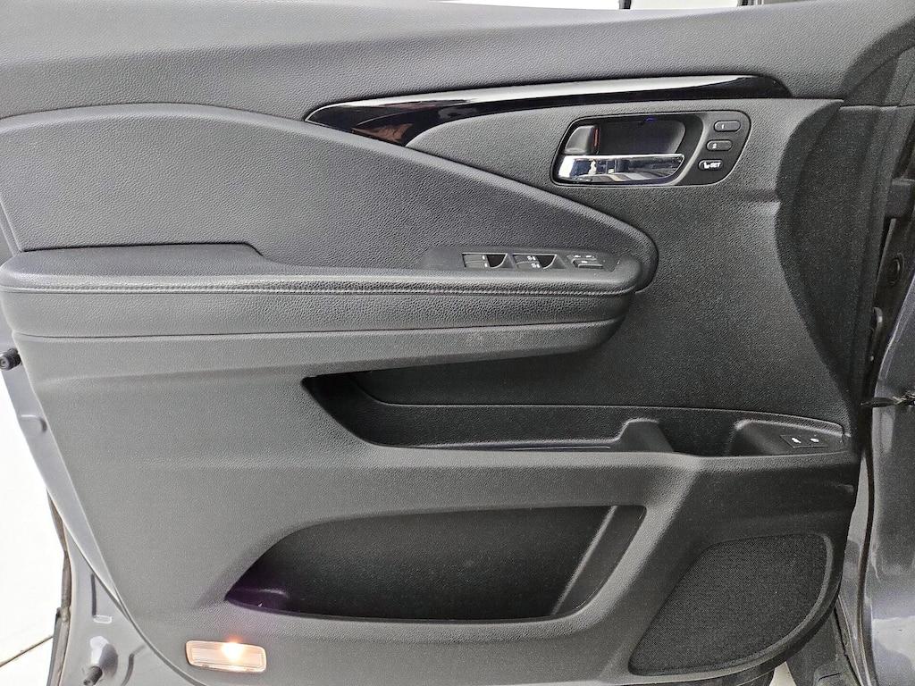 used 2017 Honda Pilot car, priced at $25,998