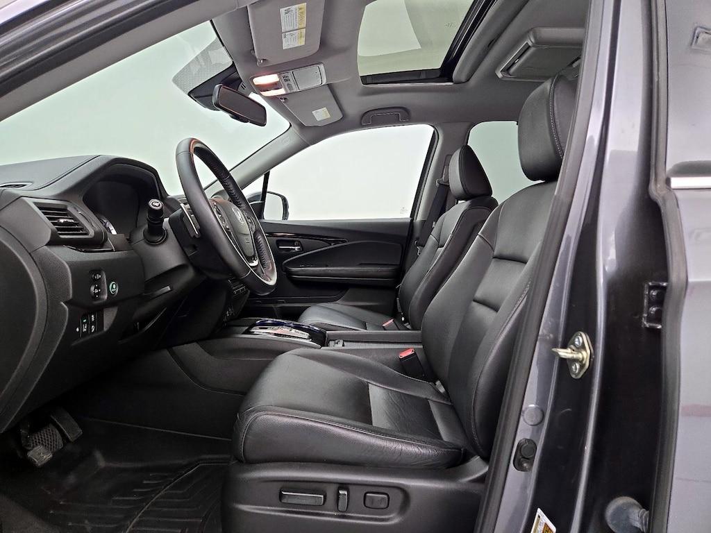 used 2017 Honda Pilot car, priced at $25,998