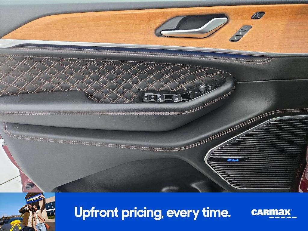 used 2023 Jeep Grand Cherokee car, priced at $41,998
