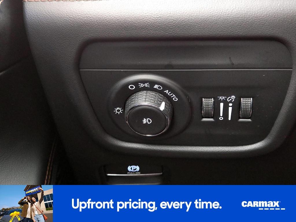 used 2023 Jeep Grand Cherokee car, priced at $41,998