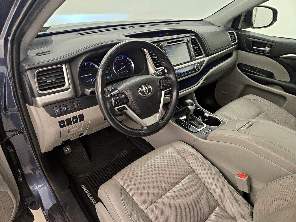 used 2019 Toyota Highlander car, priced at $34,998