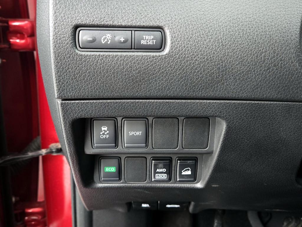 used 2016 Nissan Rogue car, priced at $13,998