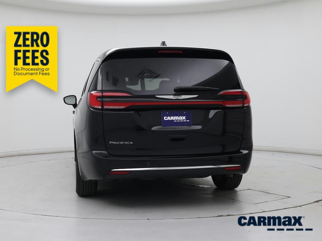 used 2025 Chrysler Pacifica car, priced at $30,998