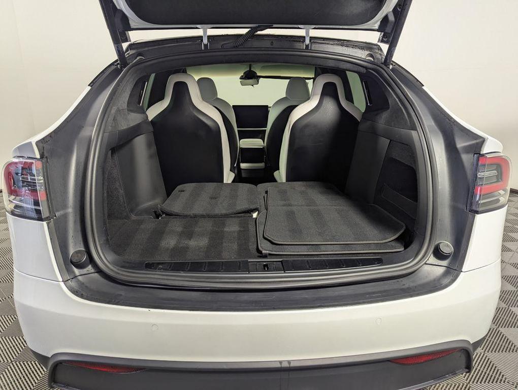 used 2022 Tesla Model X car, priced at $63,500