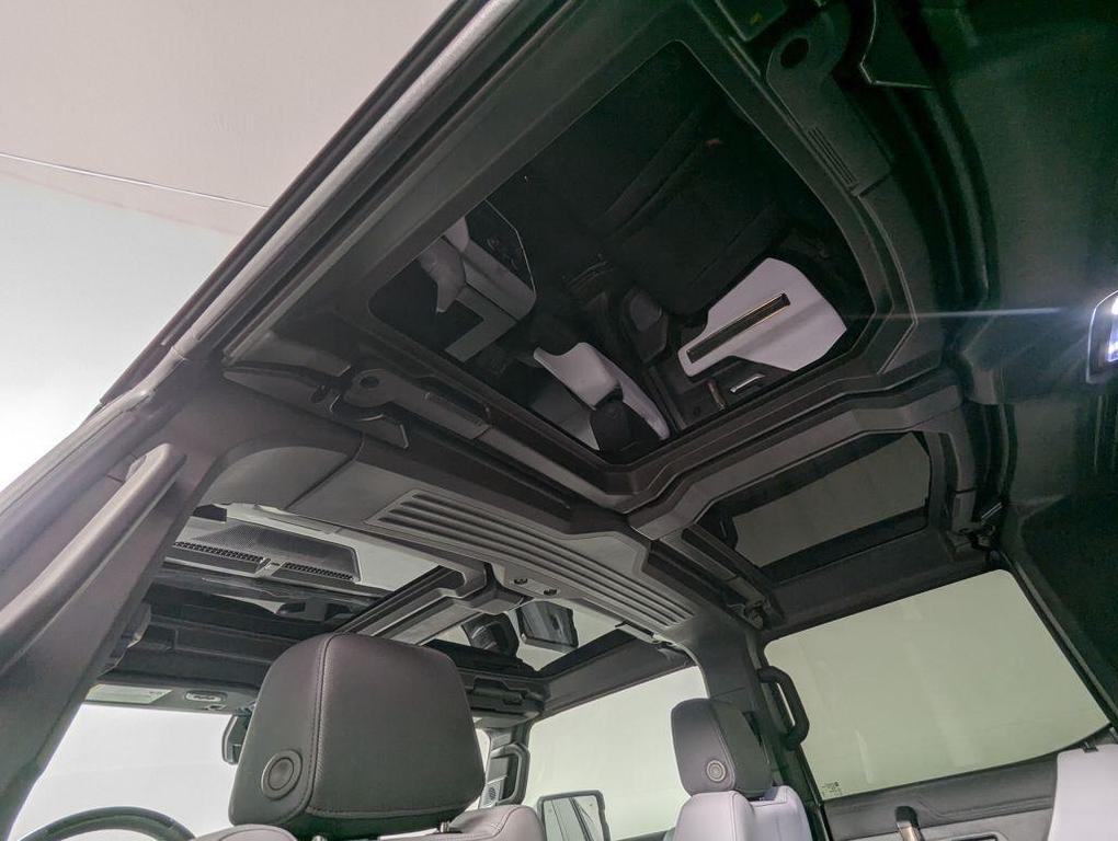 used 2025 GMC HUMMER EV SUV car, priced at $73,000