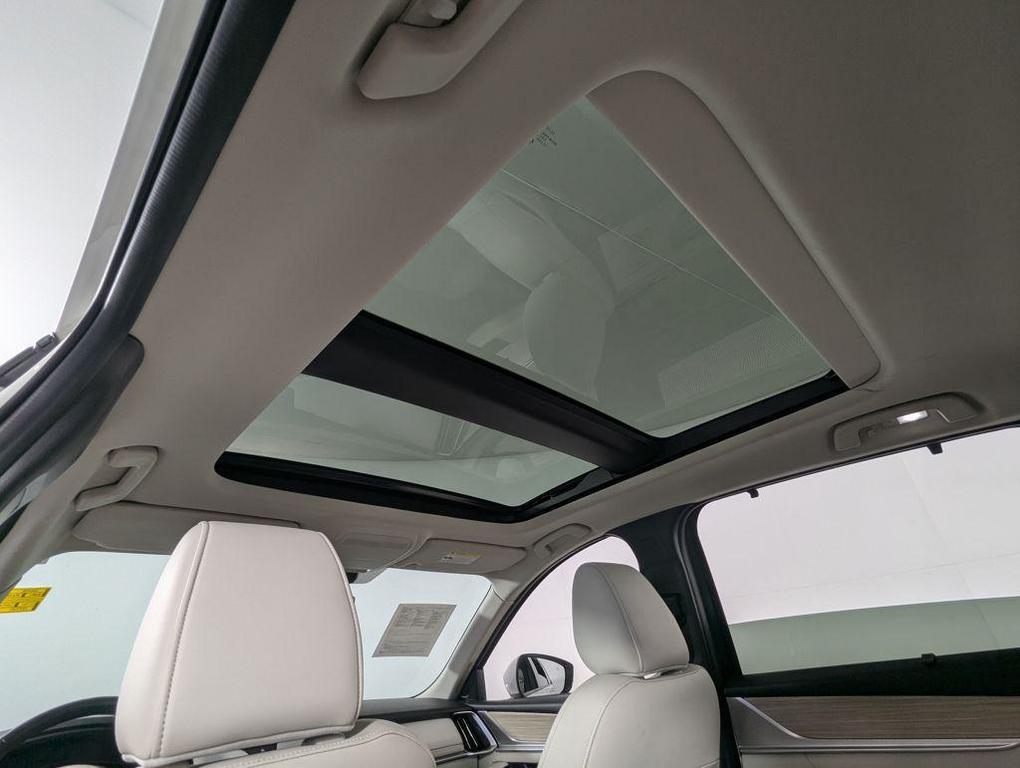 used 2024 Mazda CX-90 PHEV car, priced at $32,000