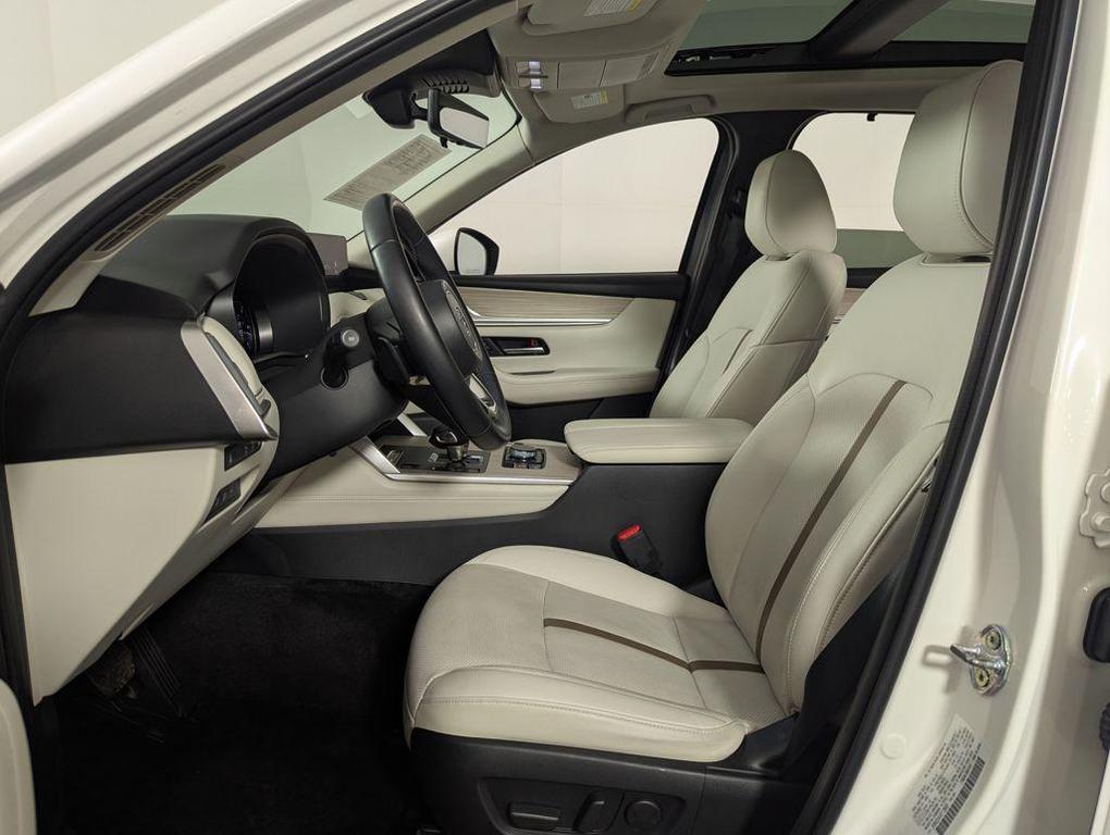 used 2024 Mazda CX-90 PHEV car, priced at $32,000