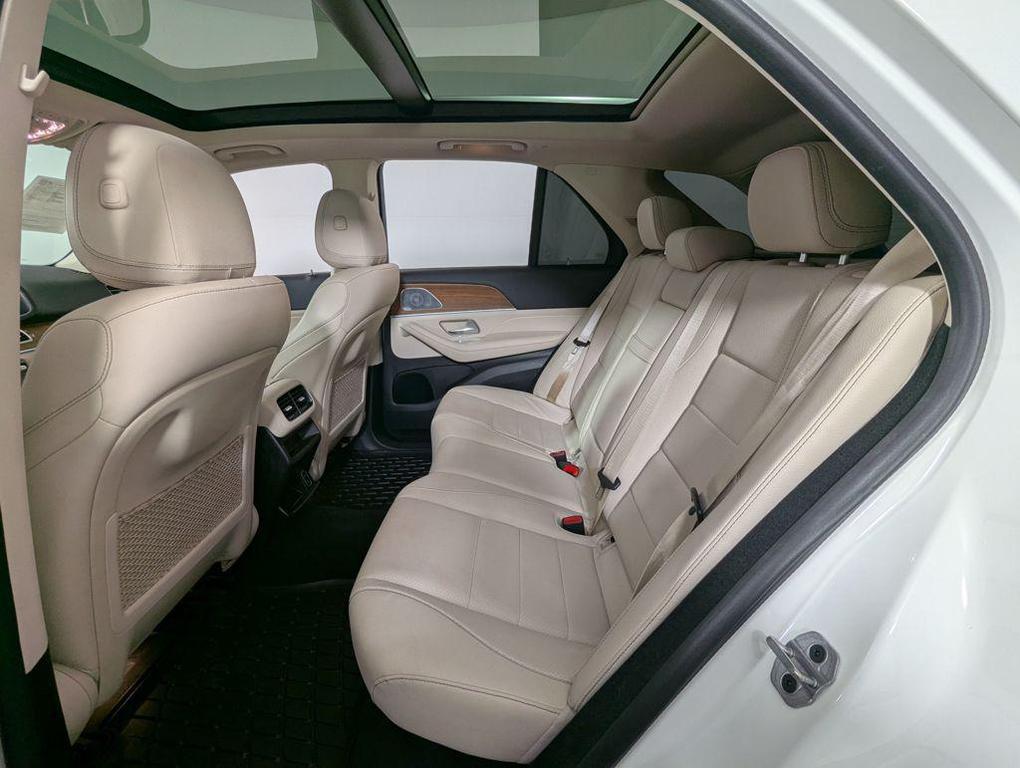 used 2022 Mercedes-Benz GLE 350 car, priced at $34,000