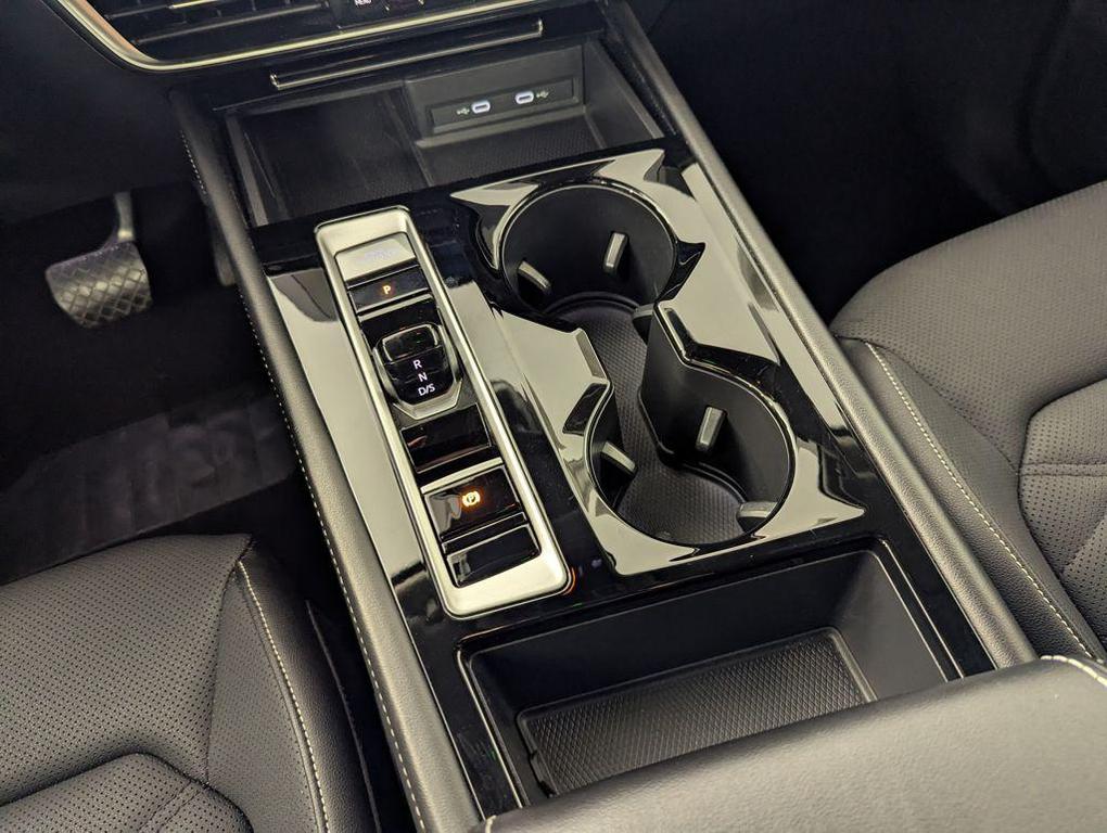 used 2024 Volkswagen Atlas car, priced at $25,000