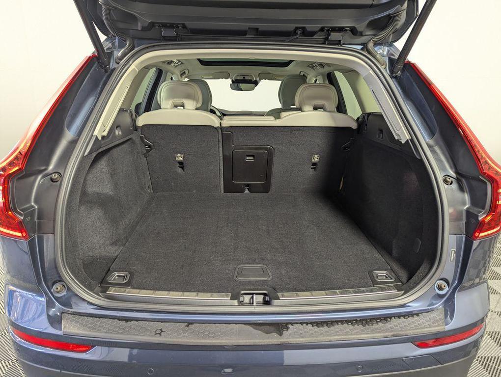 used 2021 Volvo XC60 car, priced at $22,971