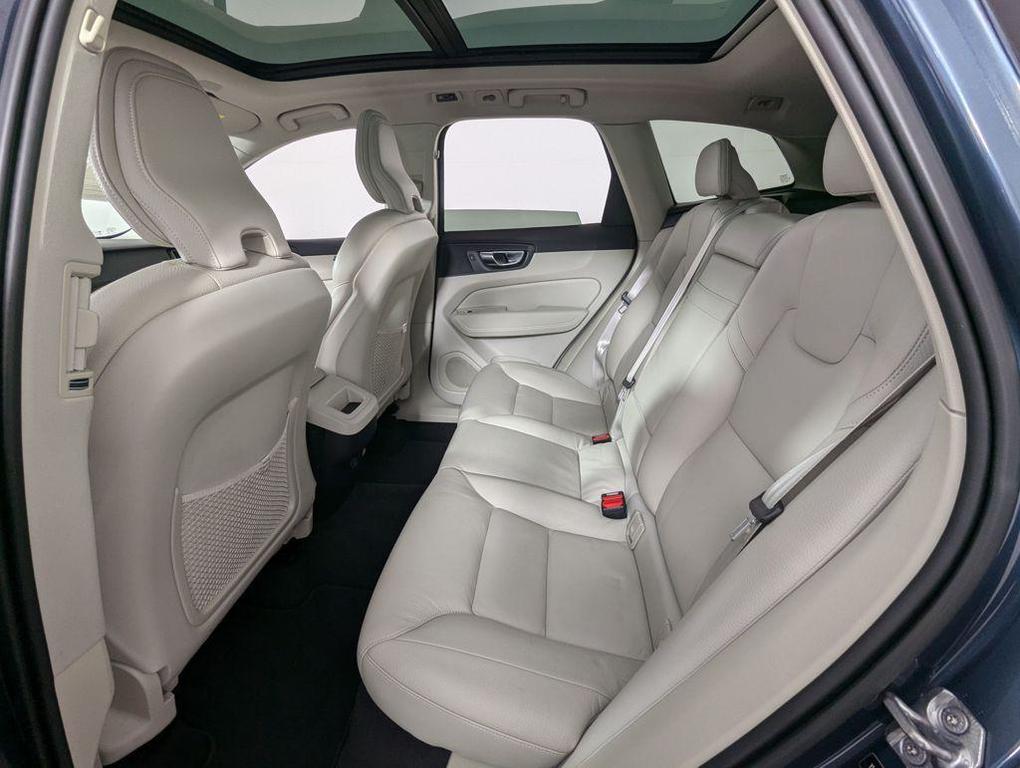 used 2021 Volvo XC60 car, priced at $22,971