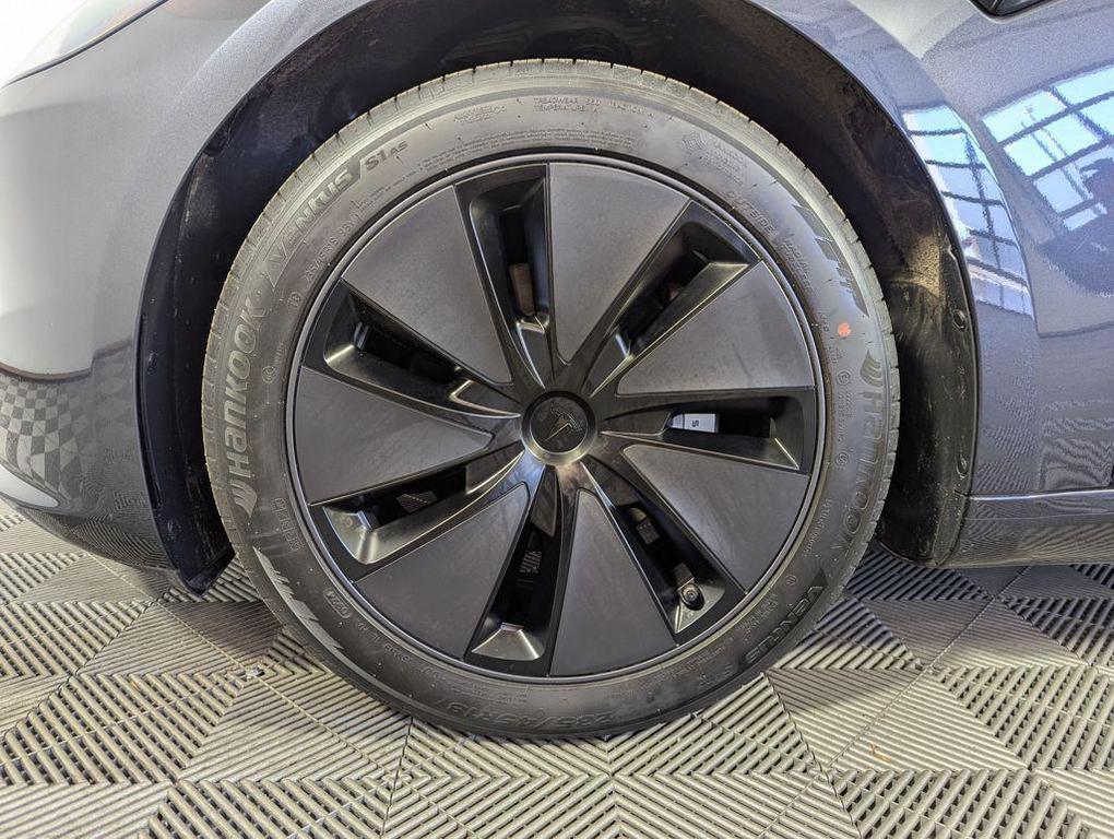 used 2024 Tesla Model 3 car, priced at $32,500