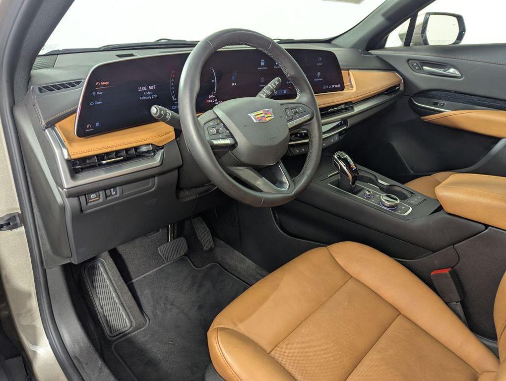 used 2025 Cadillac XT4 car, priced at $39,000