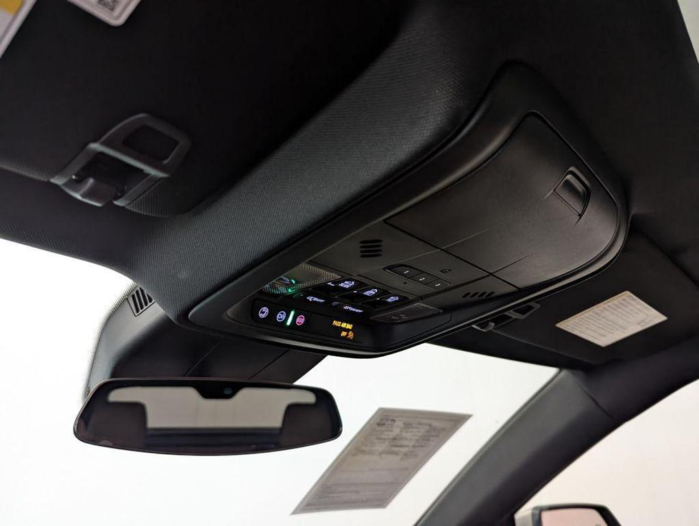 used 2025 Cadillac XT4 car, priced at $39,000