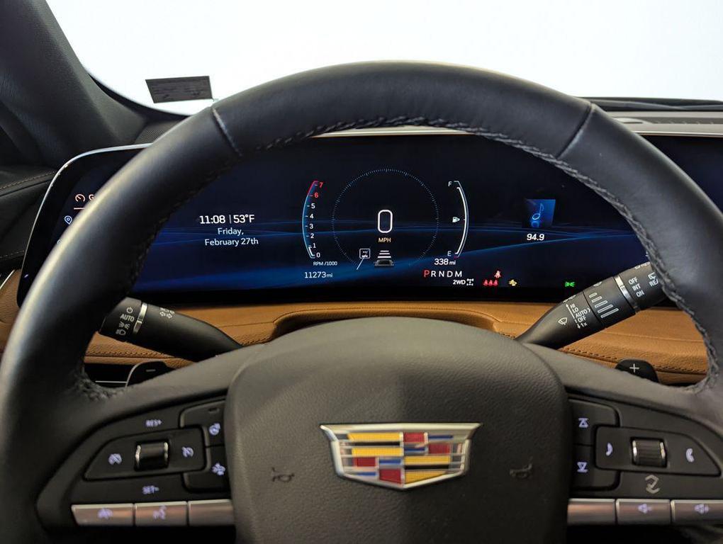 used 2025 Cadillac XT4 car, priced at $39,000