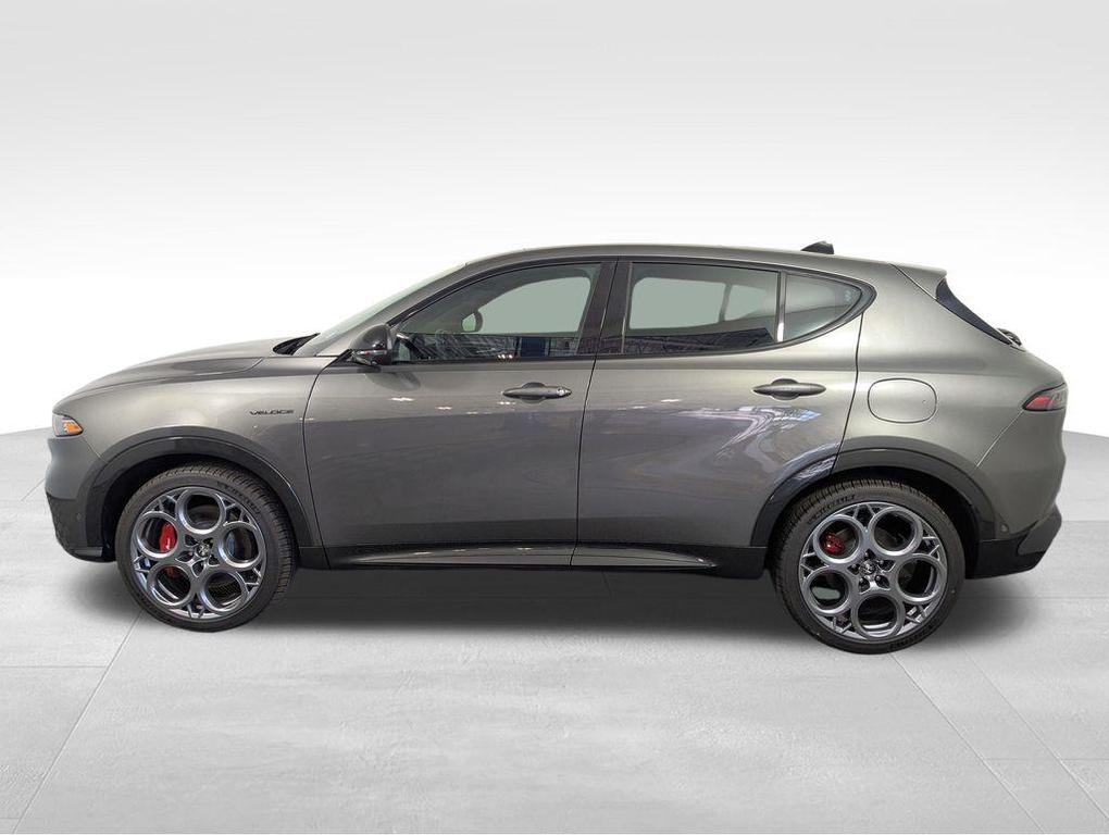 used 2024 Alfa Romeo Tonale car, priced at $27,750