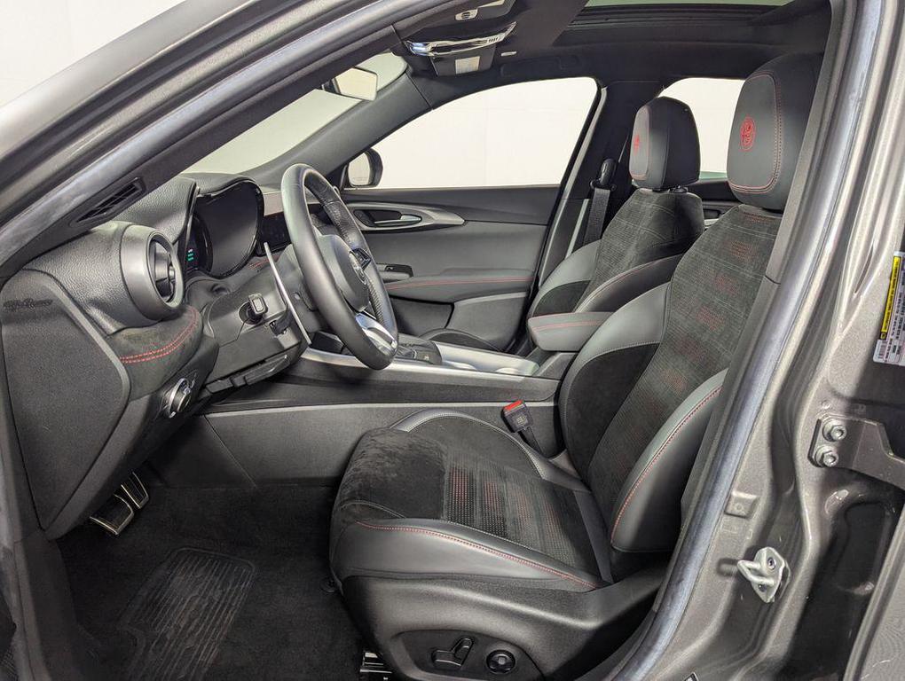 used 2024 Alfa Romeo Tonale car, priced at $27,750
