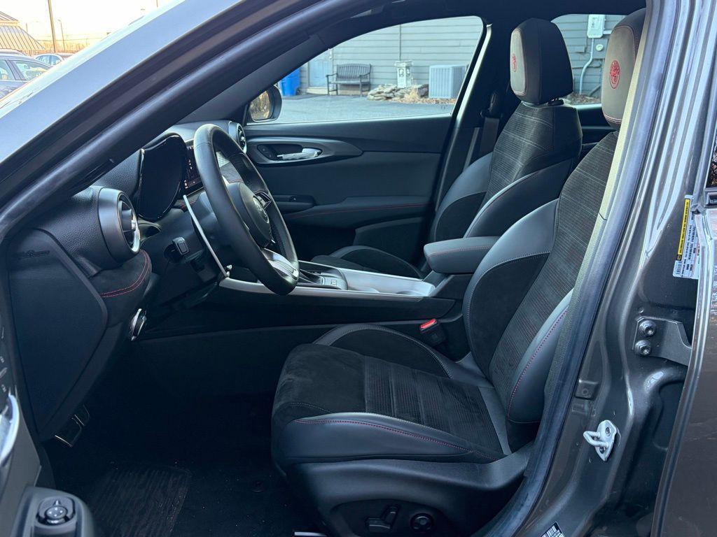 used 2024 Alfa Romeo Tonale car, priced at $29,500