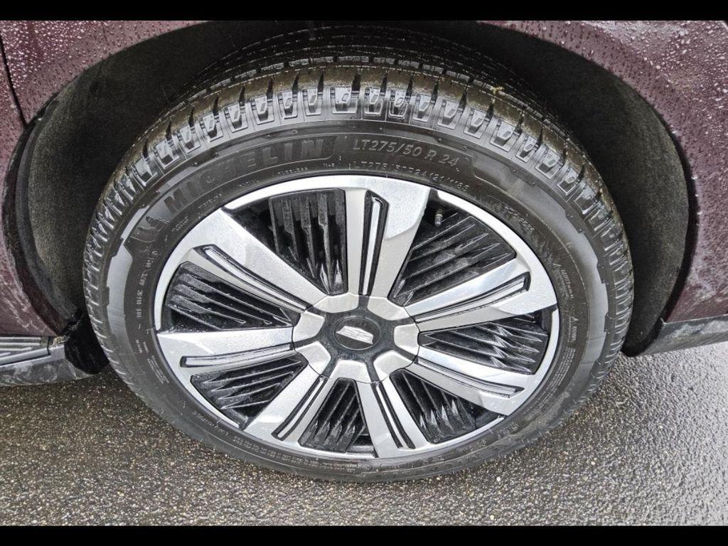 used 2025 Cadillac Escalade IQ car, priced at $115,000