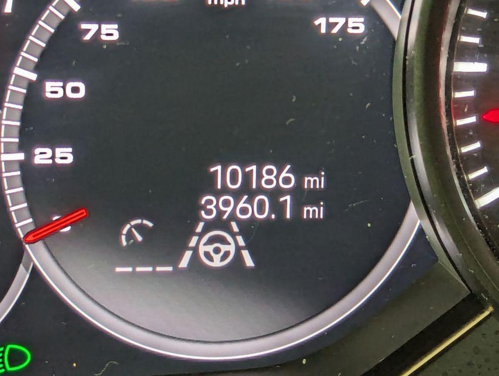 used 2022 Porsche Cayenne car, priced at $65,657