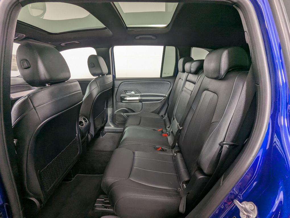 used 2021 Mercedes-Benz GLB 250 car, priced at $25,500