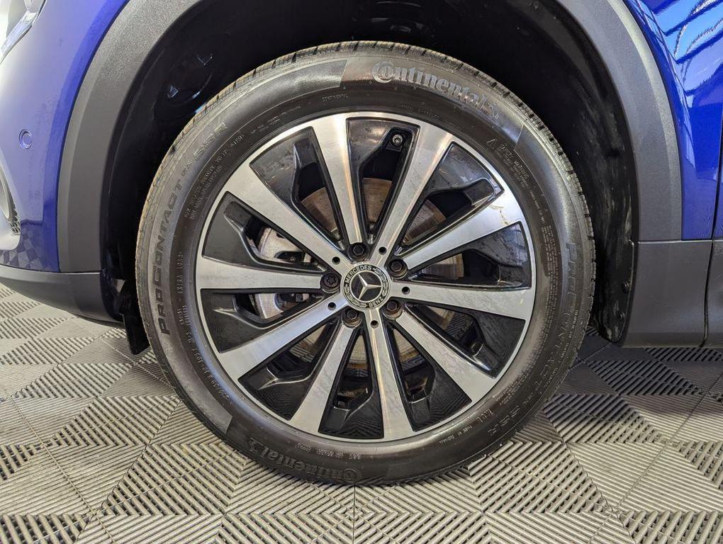 used 2021 Mercedes-Benz GLB 250 car, priced at $25,500