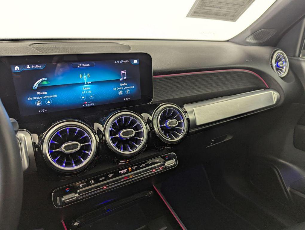 used 2021 Mercedes-Benz GLB 250 car, priced at $25,500