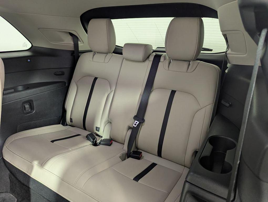 used 2024 Mazda CX-90 PHEV car, priced at $28,000