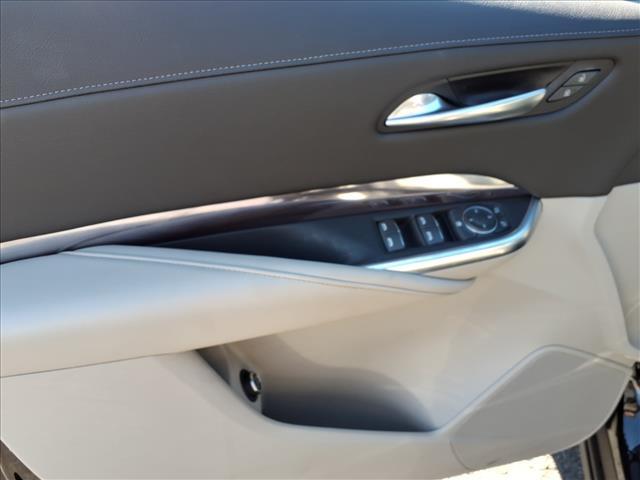 used 2023 Cadillac XT4 car, priced at $27,985