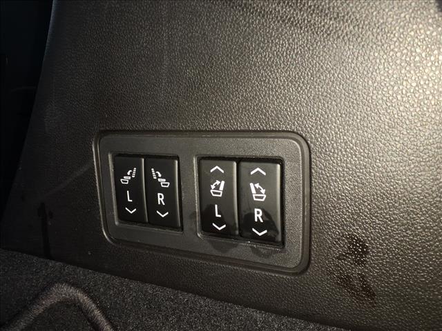 used 2024 Cadillac XT6 car, priced at $45,985