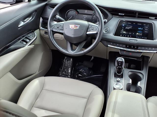 used 2022 Cadillac XT4 car, priced at $24,895