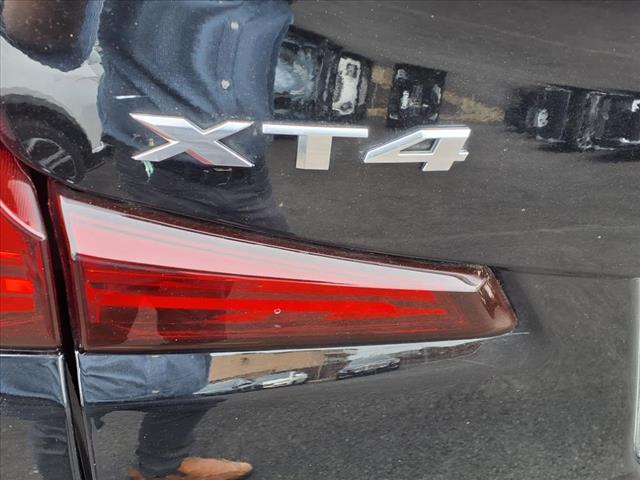 used 2022 Cadillac XT4 car, priced at $24,895