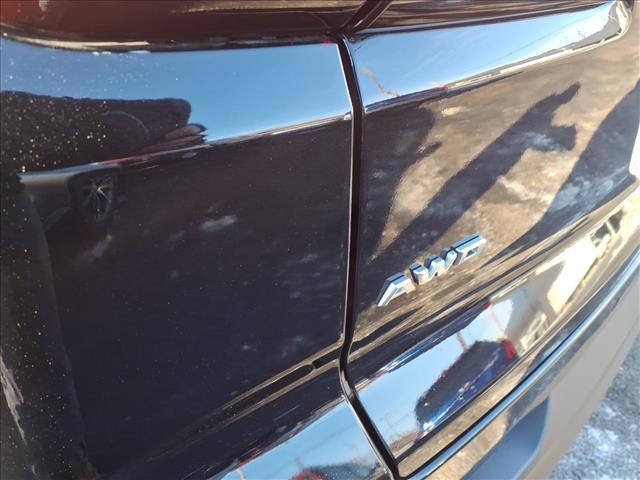 used 2023 Cadillac XT4 car, priced at $28,985