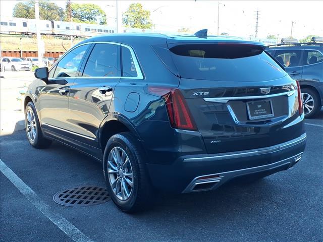 used 2022 Cadillac XT5 car, priced at $29,995