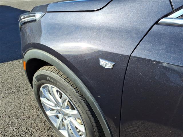 used 2023 Cadillac XT4 car, priced at $26,985