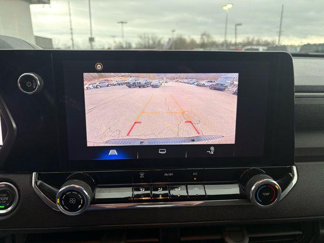 used 2024 Chevrolet Colorado car, priced at $25,998