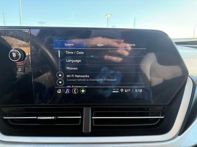 used 2024 Chevrolet Trax car, priced at $17,999