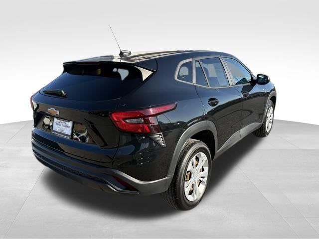 used 2024 Chevrolet Trax car, priced at $17,999