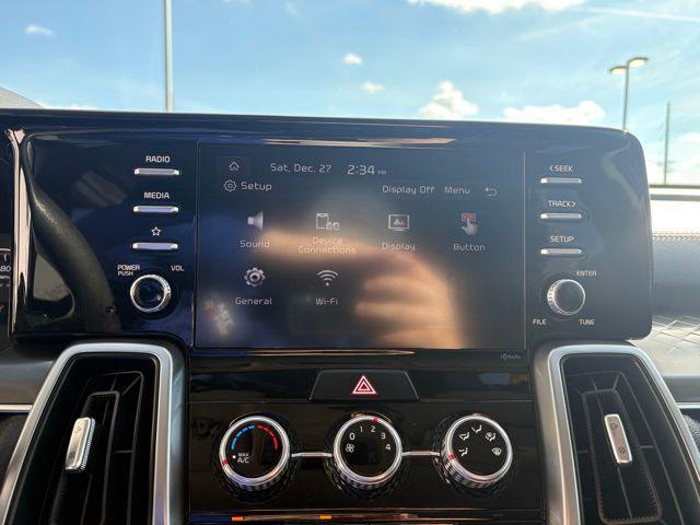 used 2023 Kia Sorento car, priced at $21,900