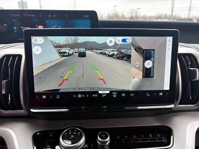 new 2026 Ford Expedition car, priced at $70,699