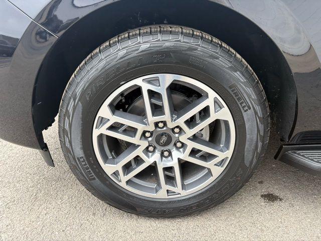 new 2026 Ford Expedition car, priced at $70,699