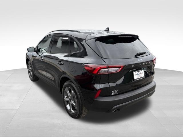 used 2025 Ford Escape car, priced at $23,894